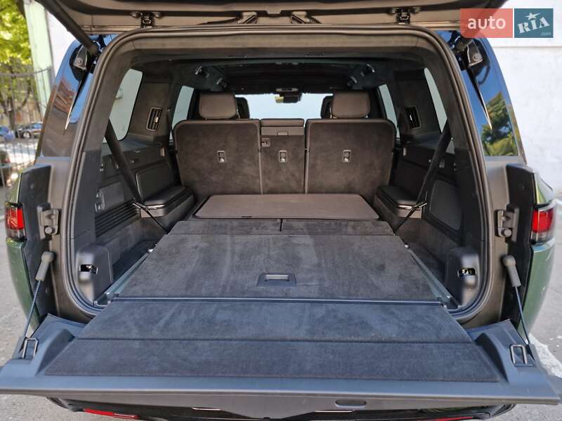 Внедорожник / Кроссовер Rivian R1S 2023 в Одессе