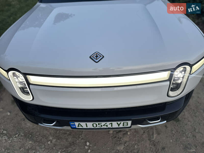 Позашляховик / Кросовер Rivian R1S 2024 в Києві