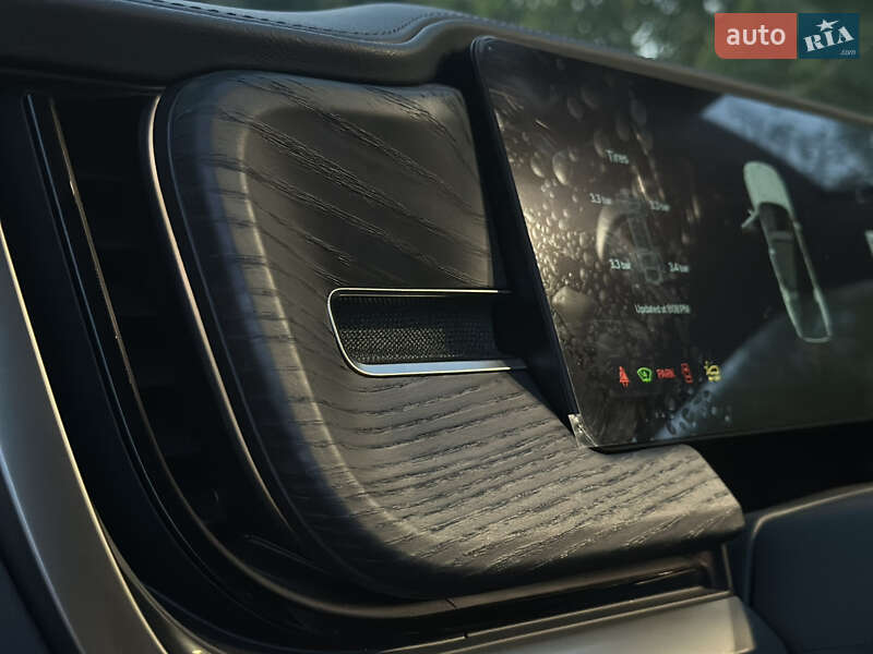 Внедорожник / Кроссовер Rivian R1S 2024 в Киеве