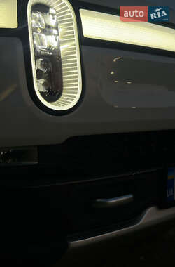 Позашляховик / Кросовер Rivian R1S 2024 в 
