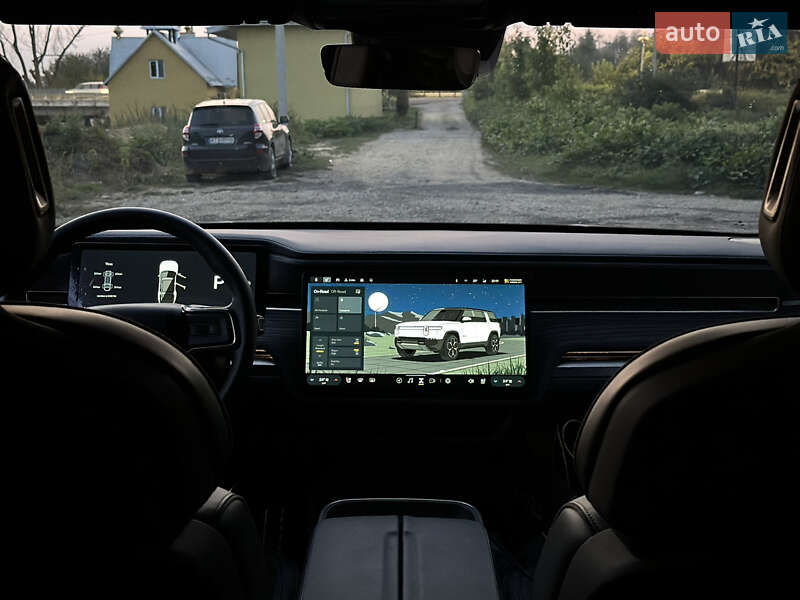 Позашляховик / Кросовер Rivian R1S 2024 в Києві