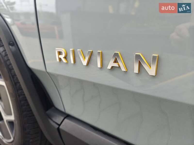 Внедорожник / Кроссовер Rivian R1S 2023 в Киеве