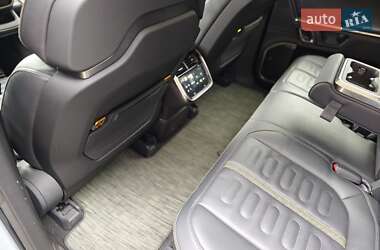 Позашляховик / Кросовер Rivian R1S 2023 в 