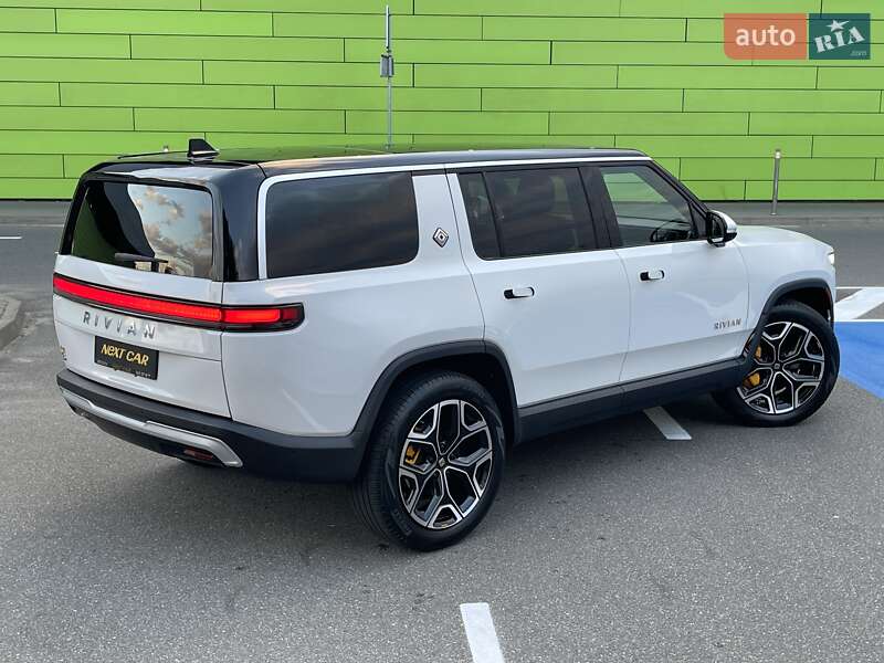 Позашляховик / Кросовер Rivian R1S 2022 в Києві