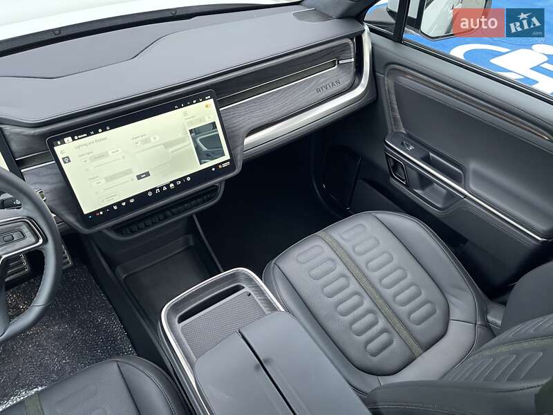 Позашляховик / Кросовер Rivian R1S 2022 в Києві