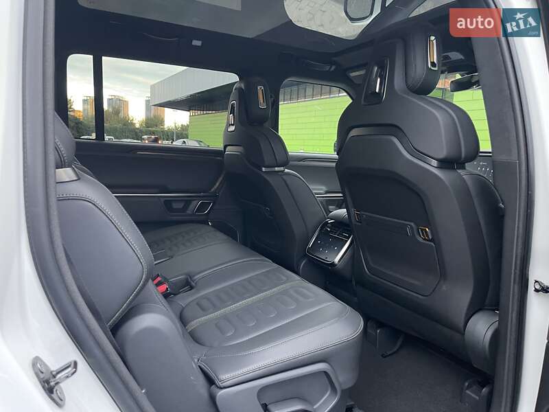 Позашляховик / Кросовер Rivian R1S 2022 в Києві