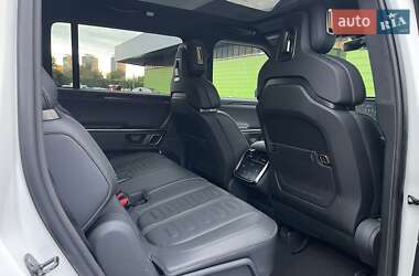 Внедорожник / Кроссовер Rivian R1S 2022 в 