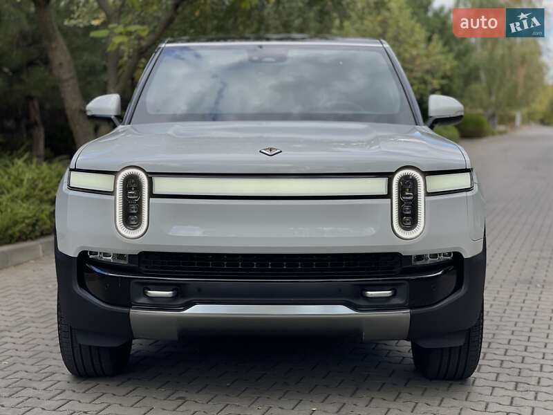 Позашляховик / Кросовер Rivian R1S 2025 в Одесі