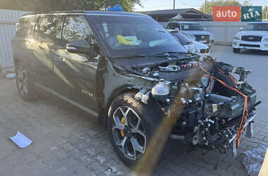 Позашляховик / Кросовер Rivian R1S 2023 в 