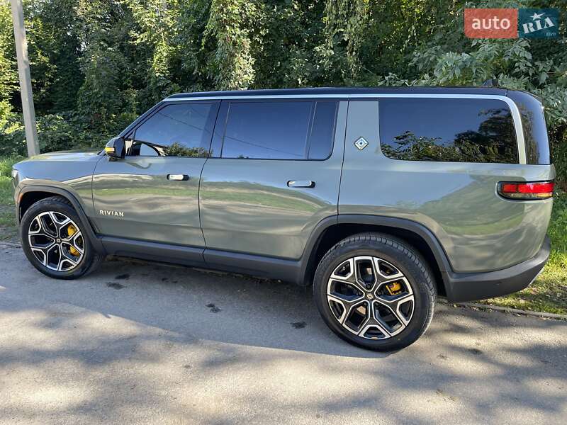 Позашляховик / Кросовер Rivian R1S 2022 в Рівному