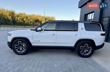Внедорожник / Кроссовер Rivian R1S 2023 в 