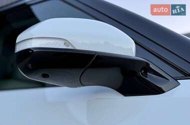Внедорожник / Кроссовер Rivian R1S 2023 в 