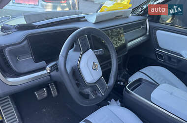 Позашляховик / Кросовер Rivian R1S 2023 в 