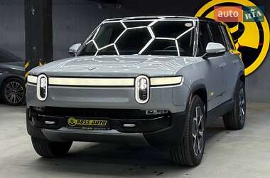 Внедорожник / Кроссовер Rivian R1S 2024 в 