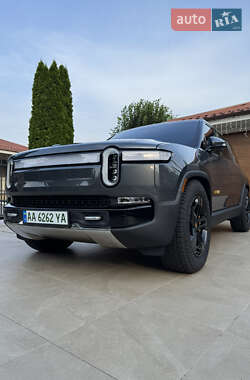 Позашляховик / Кросовер Rivian R1S 2023 в 