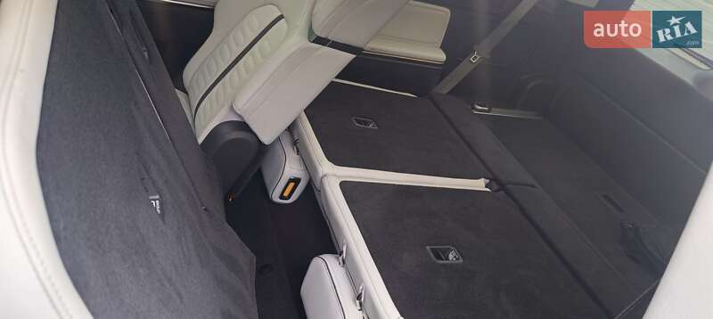 Внедорожник / Кроссовер Rivian R1S 2023 в Киеве фото 9 Внедорожник / Кроссовер Rivian R1S 2023 в Киеве