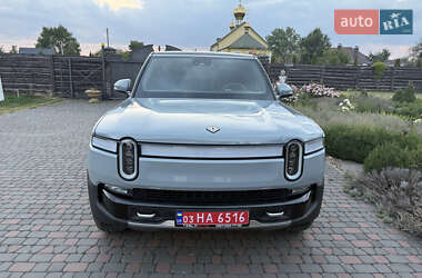 Внедорожник / Кроссовер Rivian R1S 2024 в Луцке
