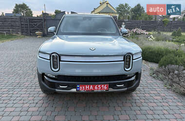 Внедорожник / Кроссовер Rivian R1S 2024 в 