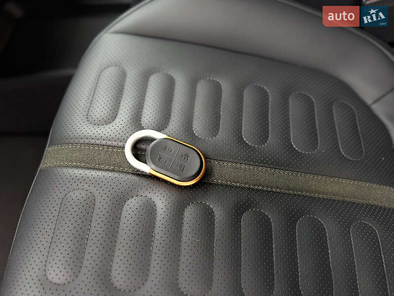 Позашляховик / Кросовер Rivian R1S 2022 в Костопілі