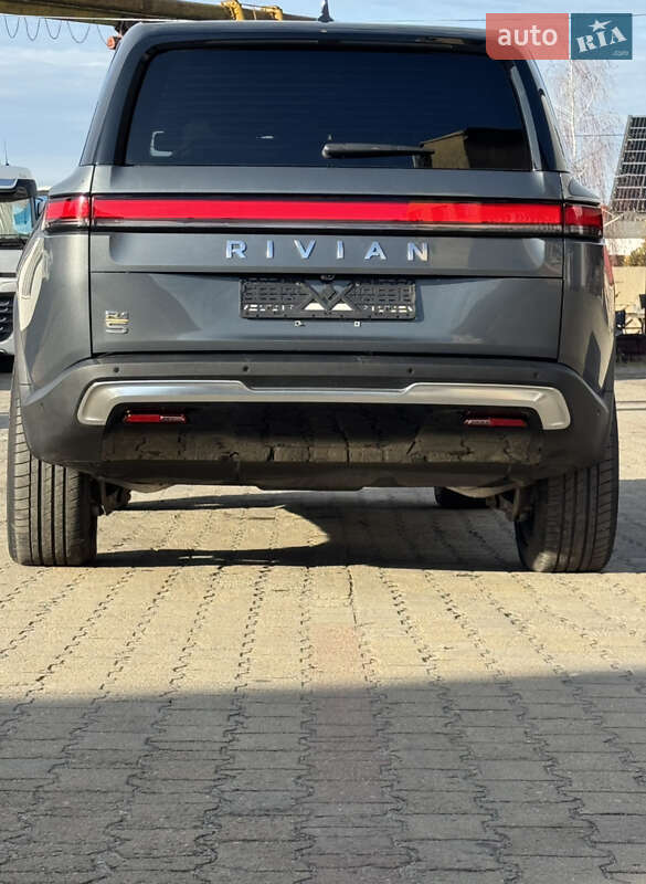 Позашляховик / Кросовер Rivian R1S 2023 в Луцьку