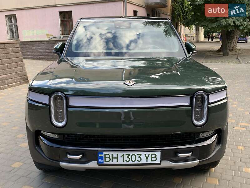 Внедорожник / Кроссовер Rivian R1S 2023 в Одессе фото 2 Внедорожник / Кроссовер Rivian R1S 2023 в Одессе