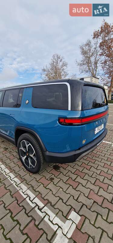 Внедорожник / Кроссовер Rivian R1S 2023 в Одессе фото 36 Внедорожник / Кроссовер Rivian R1S 2023 в Одессе
