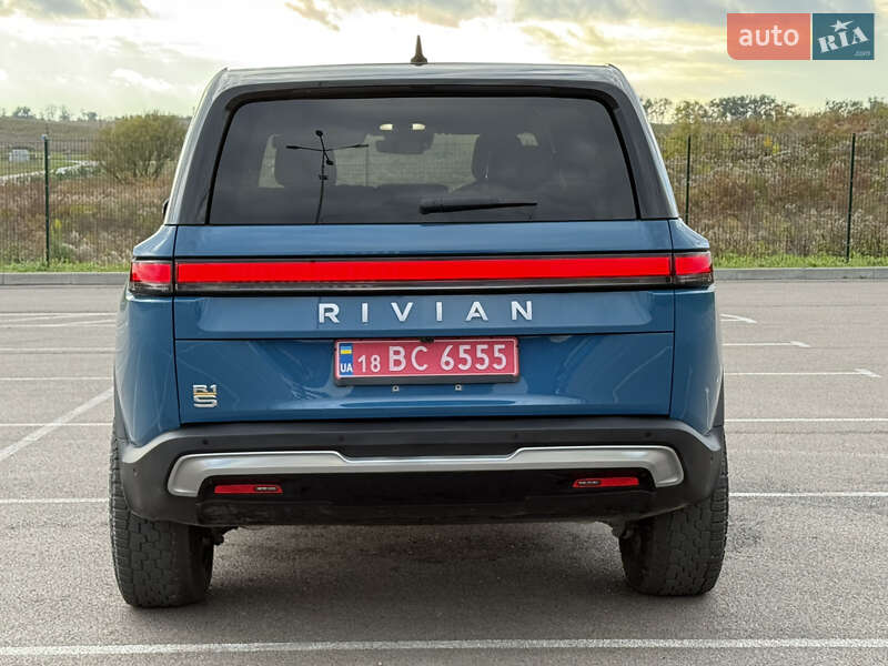 Позашляховик / Кросовер Rivian R1S 2022 в Рівному
