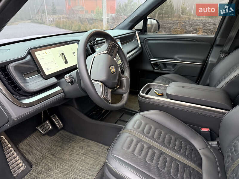 Внедорожник / Кроссовер Rivian R1S 2023 в Хмельницком