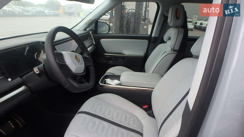 Внедорожник / Кроссовер Rivian R1S 2023 в Киеве фото 31 Внедорожник / Кроссовер Rivian R1S 2023 в Киеве