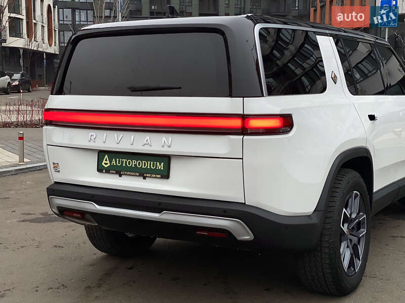 Внедорожник / Кроссовер Rivian R1S 2023 в Киеве