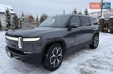 Внедорожник / Кроссовер Rivian R1S 2024 в Львове