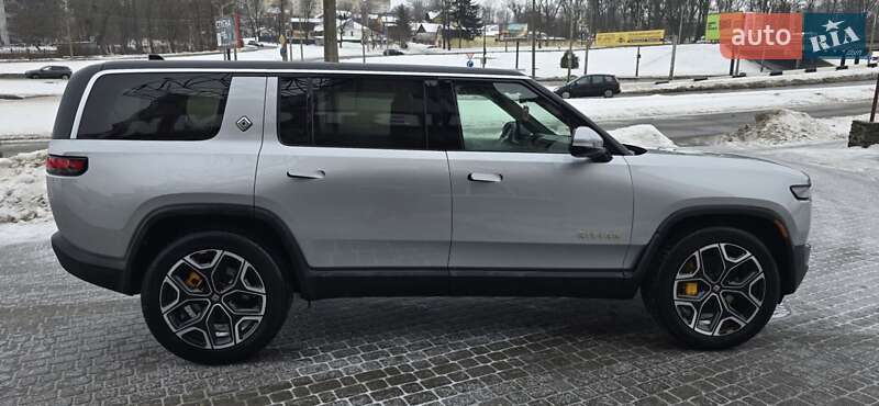 Внедорожник / Кроссовер Rivian R1S 2022 в Хмельницком