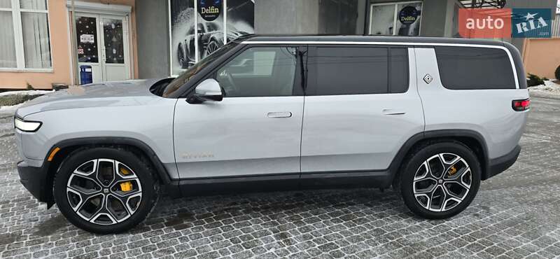 Внедорожник / Кроссовер Rivian R1S 2022 в Хмельницком