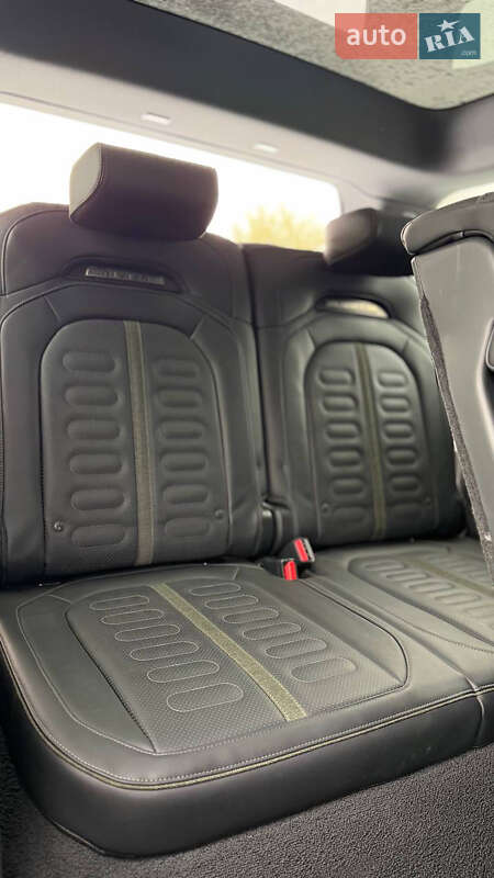 Внедорожник / Кроссовер Rivian R1S 2024 в Костополе