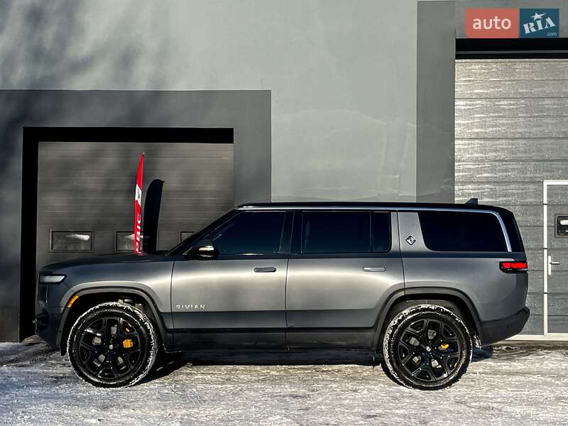 Внедорожник / Кроссовер Rivian R1S 2023 в Киеве