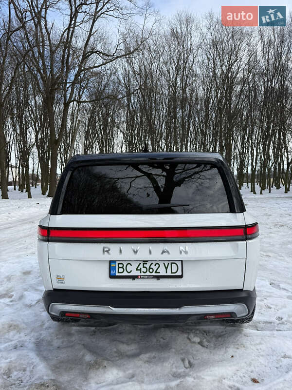 Внедорожник / Кроссовер Rivian R1S 2023 в Львове