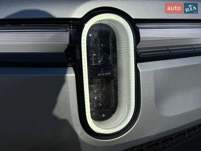 Внедорожник / Кроссовер Rivian R1S 2025 в Луцке