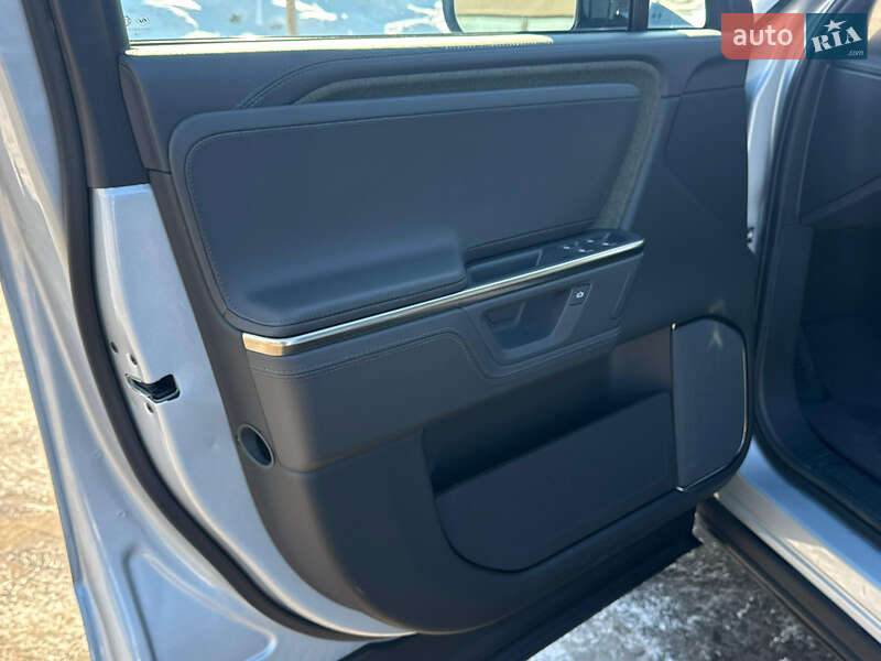 Внедорожник / Кроссовер Rivian R1S 2025 в Луцке