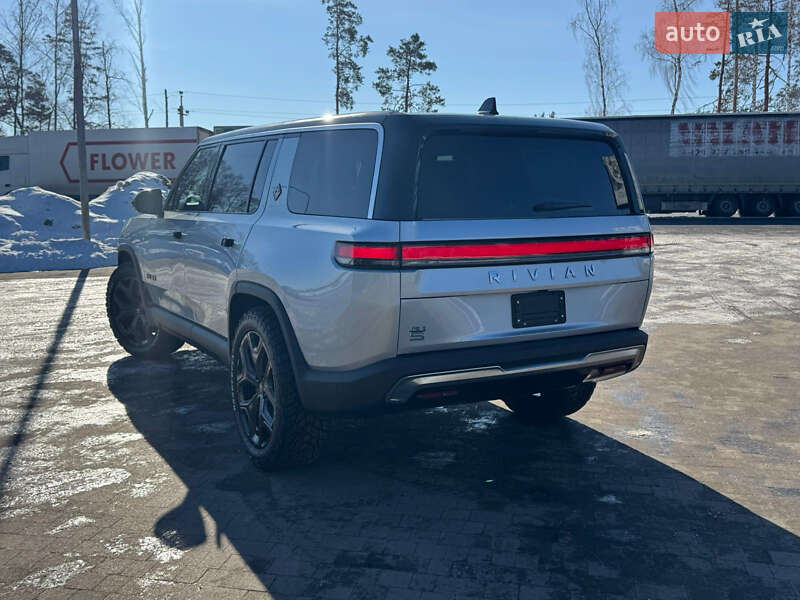 Внедорожник / Кроссовер Rivian R1S 2025 в Луцке