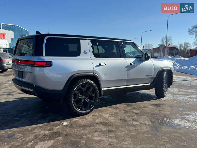 Внедорожник / Кроссовер Rivian R1S 2025 в Луцке