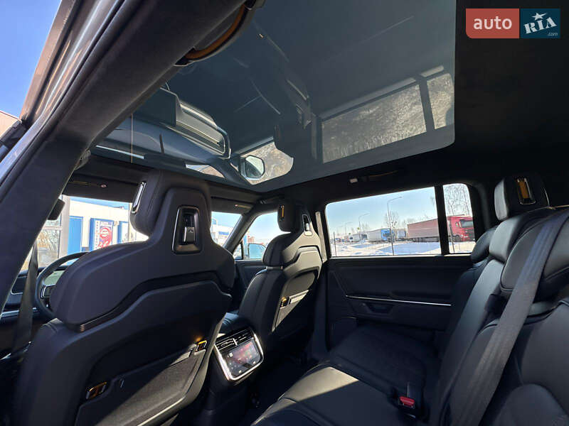 Внедорожник / Кроссовер Rivian R1S 2025 в Луцке