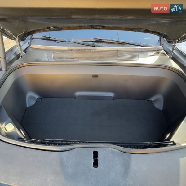 Внедорожник / Кроссовер Rivian R1S 2022 в Хмельницком