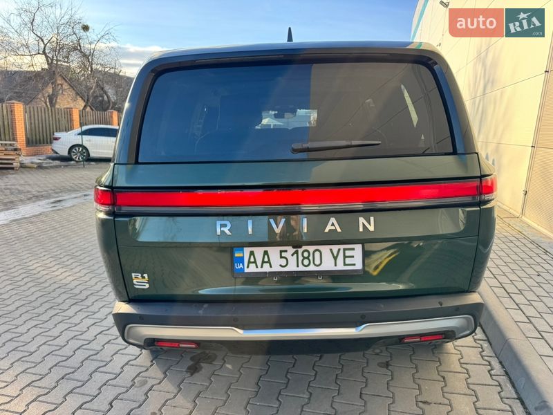 Позашляховик / Кросовер Rivian R1S 2023 в Києві
