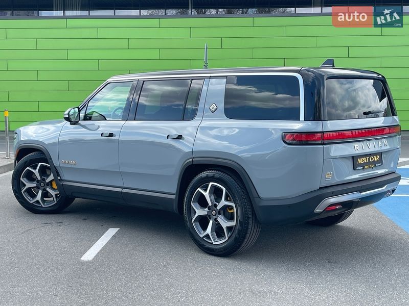 Позашляховик / Кросовер Rivian R1S 2023 в Києві