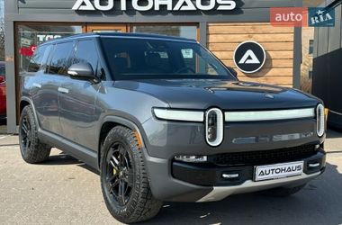 Внедорожник / Кроссовер Rivian R1S 2023 в Житомире