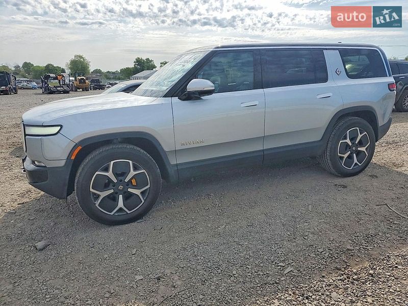 Rivian R1S 2024