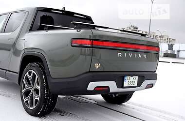 Пікап Rivian R1T 2022 в 
