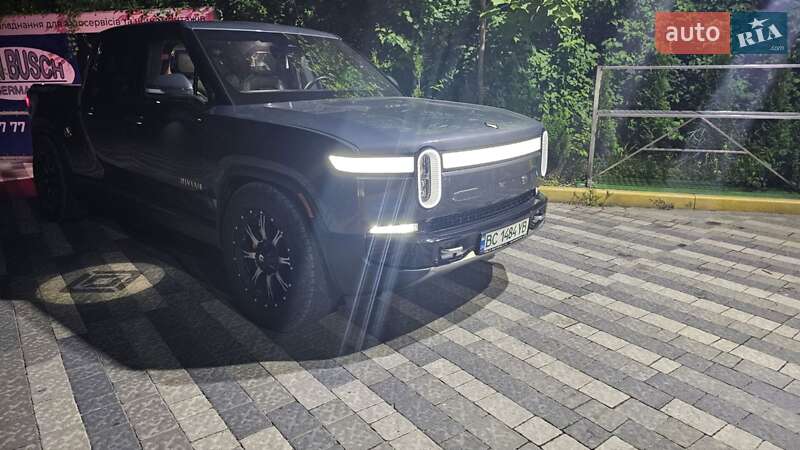 Внедорожник / Кроссовер Rivian R1T 2021 в 