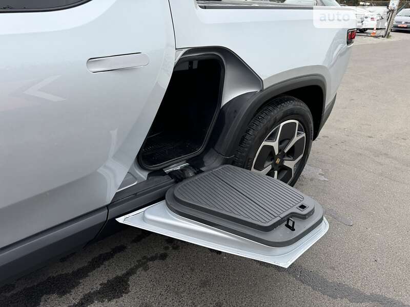 Пикап Rivian R1T 2022 в Луцке