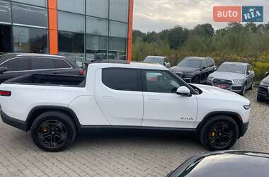 Пикап Rivian R1T 2022 в Львове